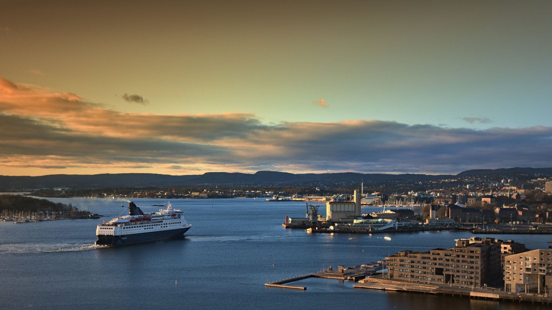 Oslo Crucero.jpg